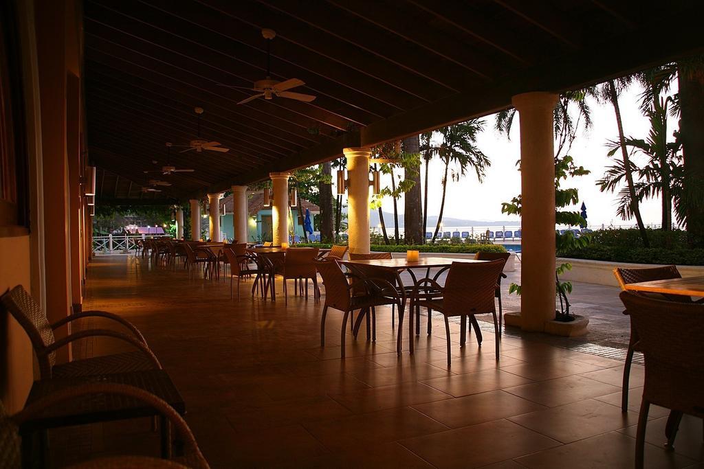 Sunscape Splash Montego Bay Resort And Spa Restoran fotoğraf
